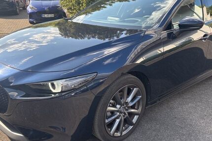 Mazda 3 62.776 km 20.420 &euro; Neuss 41464