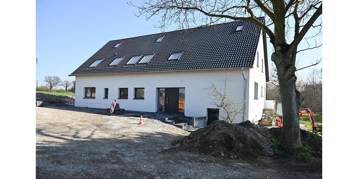 Etagenwohnung Ratingen Lintorf - 4 Zimmer, 125 m&sup2;, 2.250&euro; | Angebot:26072581