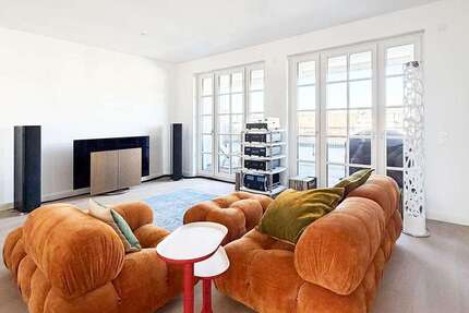 Wohnung Düsseldorf Niederkassel - 4 Zimmer, 130 m&sup2;, 3.350&euro; | Angebot:25510306