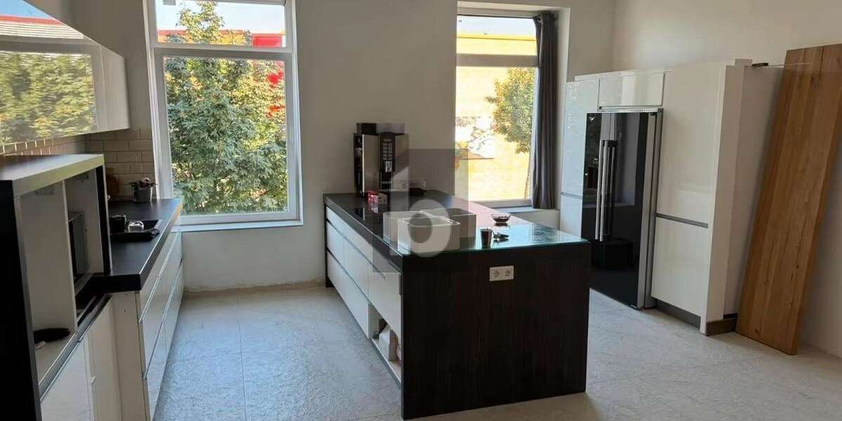 Einfamilienhaus Duisburg Laar - 25 Zimmer, 826 m&sup2;, 1.500.000&euro; | Angebot:27426103