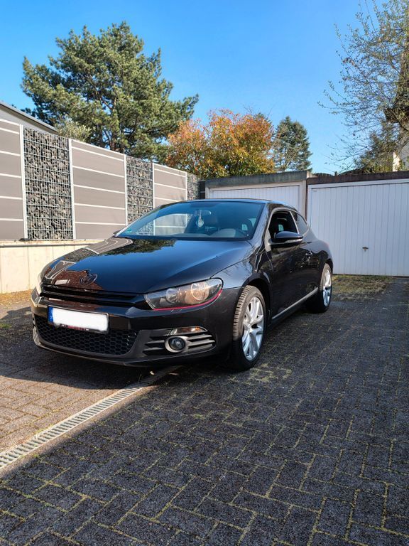 VW Scirocco 168.000 km 5.999 € Oberhausen 46117