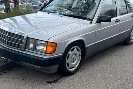 Mercedes-Benz 190 199.000 km 3.999 &euro; Bottrop 46242