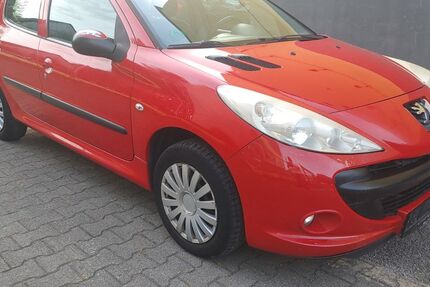 Peugeot 206 128.500 km 2.199 &euro; Essen 45326