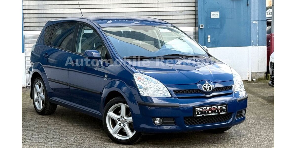 Toyota Corolla Verso 60.000 km 7.248 &euro; Ratingen 40880