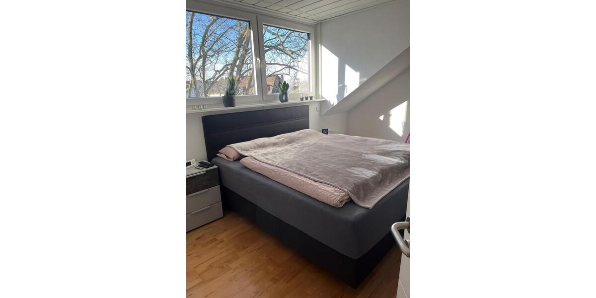 Dachgeschoßwohnung Bochum Günnigfeld - 3.5 Zimmer, 90 m&sup2;, 249.000&euro; | Angebot:25655953