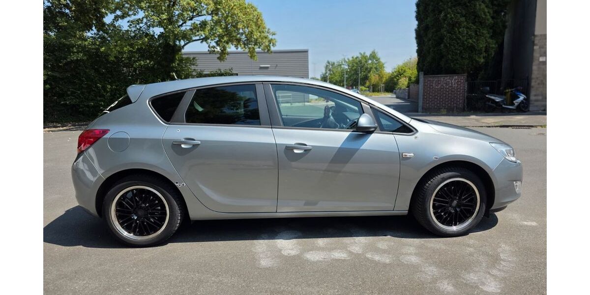 Opel Astra 133.000 km 4.000 &euro; Gelsenkirchen 45881