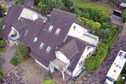 Ihr Traumhaus in Essen: Großzügiges Einfamilienhaus mit separater EinliegerWohnung