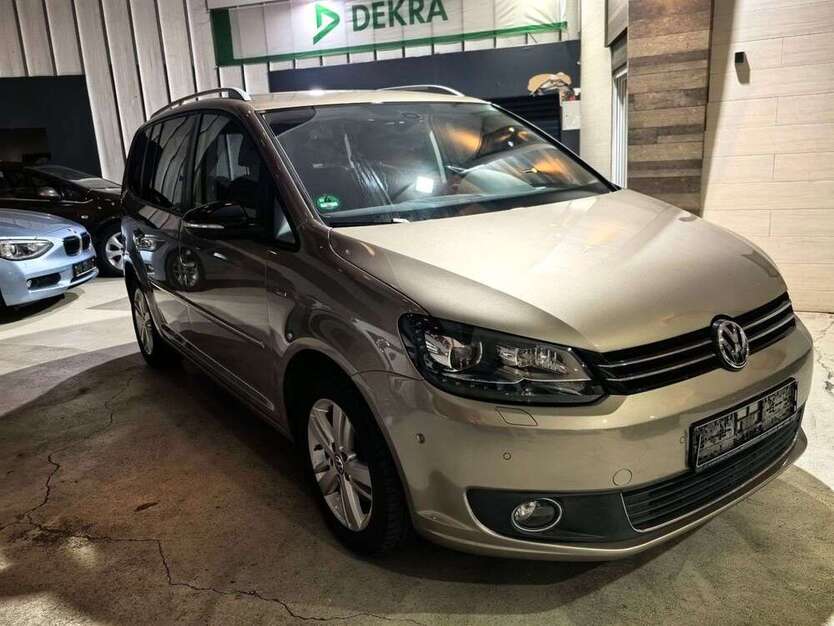 VW Touran 106.523 km 9.500 € Voerde 46562