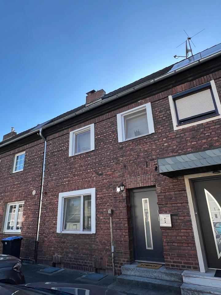 Exklusives, geräumiges und modernisiertes 4-Zimmer-Haus in Moers
