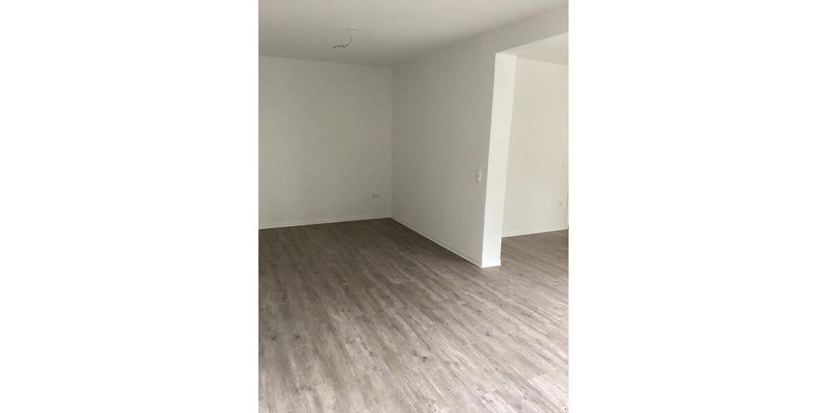 Etagenwohnung Oberhausen - 1 Zimmer, 51 m&sup2;, 283&euro; | Angebot:26160668