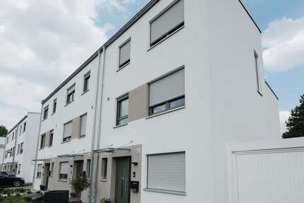 Haus zum Kaufen in Duisburg 579.900 € 159 m² 5 zimmer