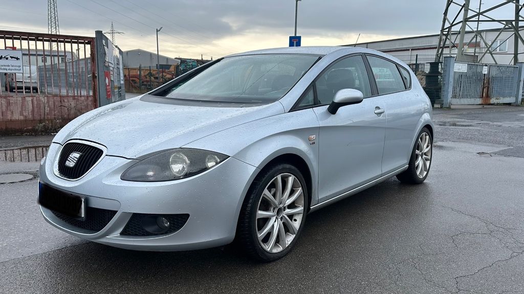 Seat Leon 202.000 km 3.490 &euro; Neuss 41460