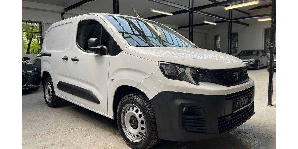 Peugeot Partner 72.000 km 11.400 &euro; Velbert 42551