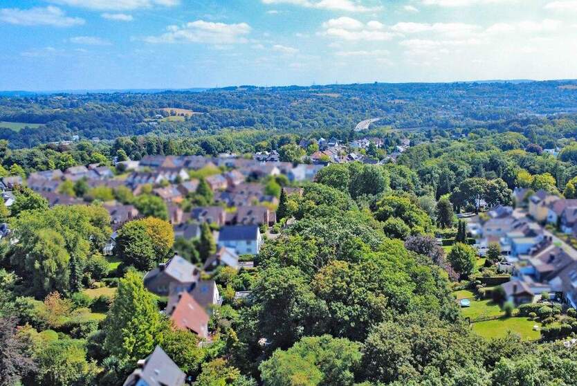 Top-Zustand! Charmante Doppelhaushälfte in idyllischer Lage 5 zimmer