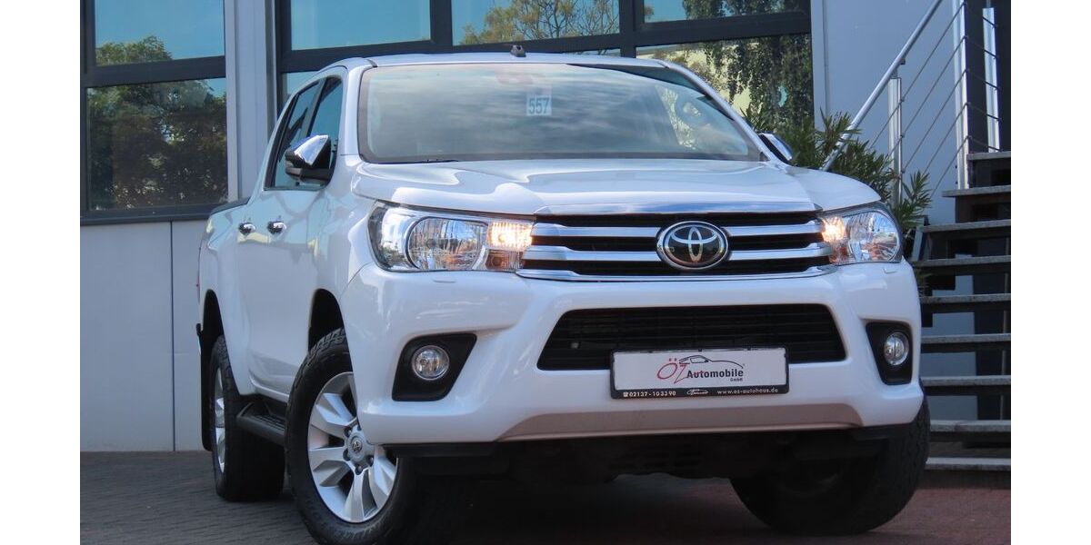 Toyota Hilux 266.352 km 24.900 € Neuss 41469