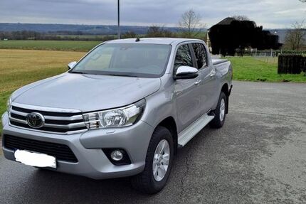 Toyota Hilux 107.000 km 31.500 &euro; Essen 45239