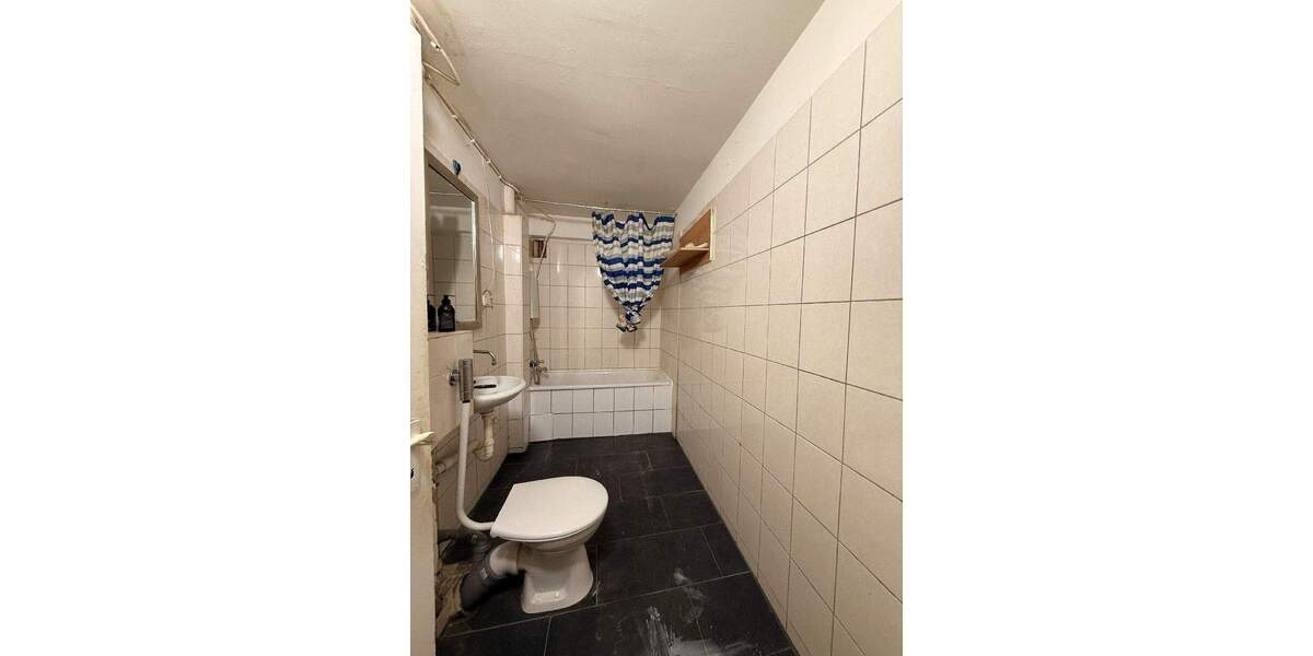 Etagenwohnung Duisburg Marxloh - 3 Zimmer, 55 m&sup2;, 385&euro; | Angebot:23947535