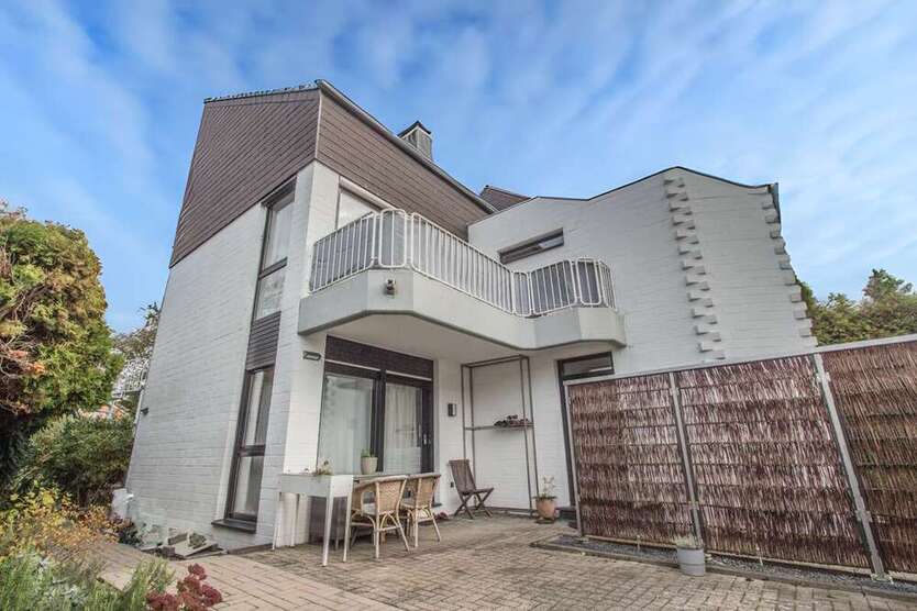 Haus zum Kaufen in Mönchengladbach Hockstein 629.000 € 235 m²