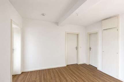 Wohnung Krefeld-Stadtmitte Stadtmitte - 3 Zimmer, 88 m&sup2;, 750&euro; | Angebot:26728957
