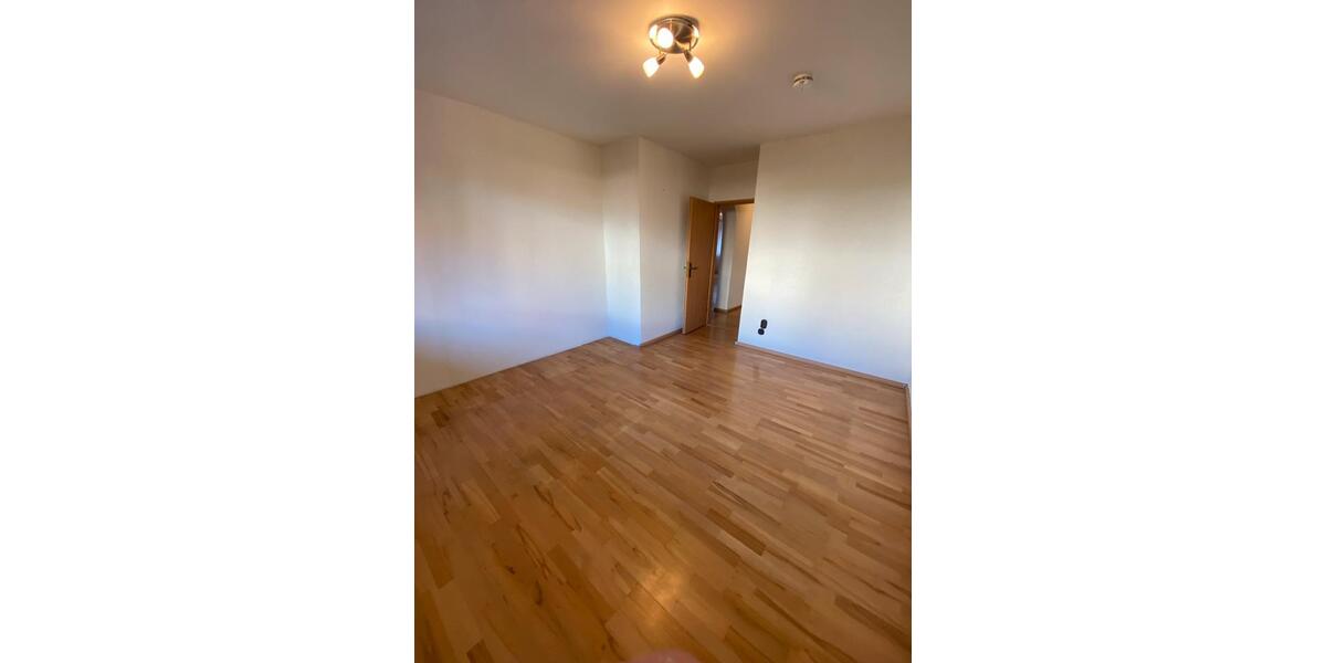 Erdgeschoßwohnung Düsseldorf Stadtbezirk 8 - 3 Zimmer, 87 m&sup2;, 340.000&euro; | Angebot:25150976