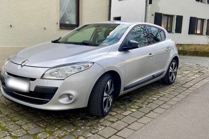 Renault Megane 205.000 km 2.499 &euro; Meerbusch 40667