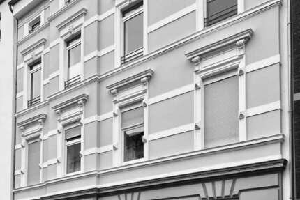 Haus zum Kaufen in Düsseldorf 3.650.000 € 379 m² 16 zimmer