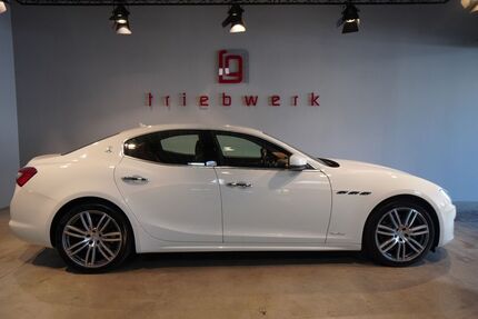 Maserati Ghibli 39.000 km 35.841 &euro; Duisburg 47228
