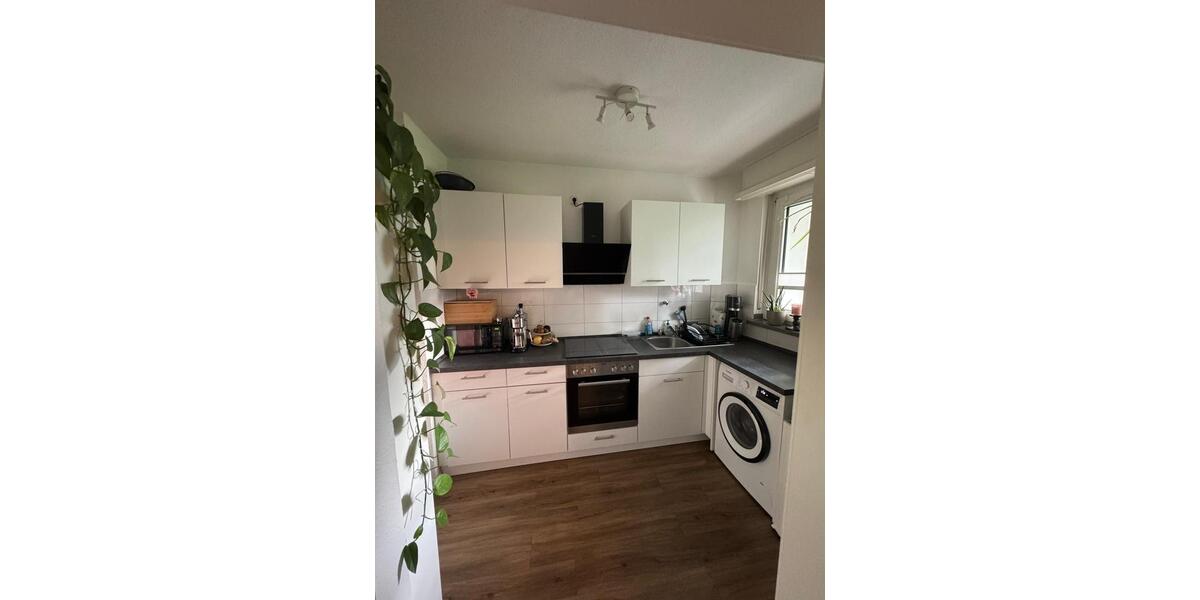 Erdgeschoßwohnung Essen Stadtbezirk VI - 2.5 Zimmer, 44 m&sup2;, 550&euro; | Angebot:26378963