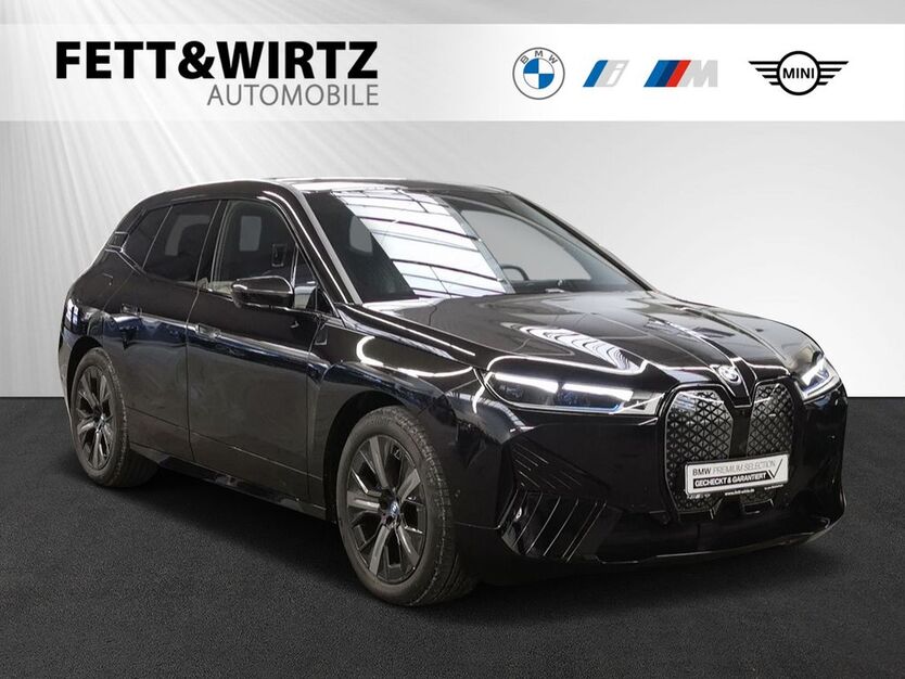 BMW iX 17.994 km 65.900 € Moers 47441