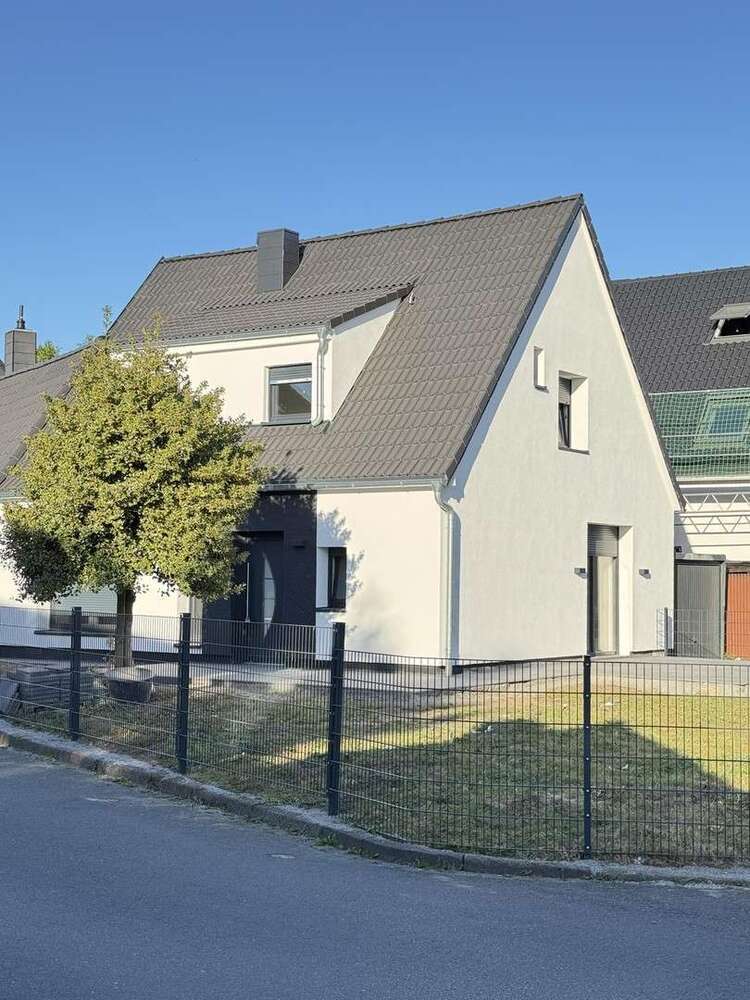 Haus zum Kaufen in Korschenbroich 599.000 € 166 m²