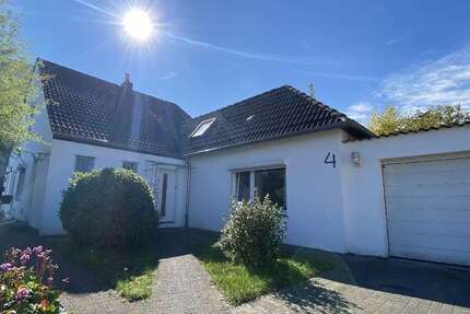 Haus zum Kaufen in Düsseldorf 725.000 € 112.45 m² 6 zimmer