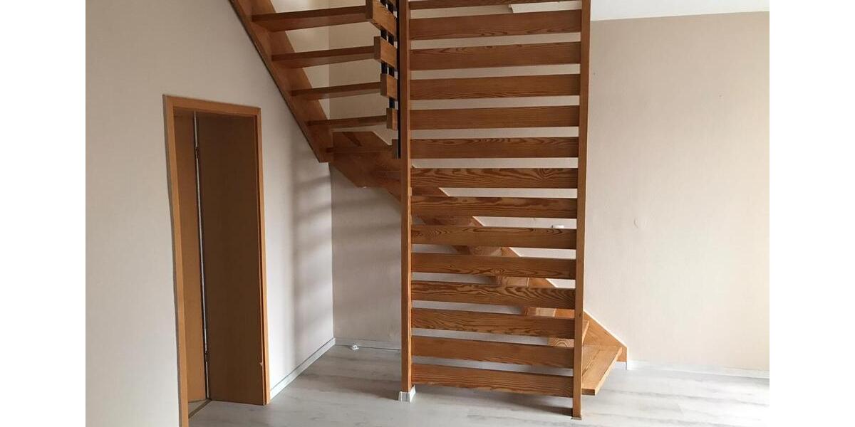 Altbauwohnung 3,5 Zimmer im Zentrum von Dinslaken-Hiesfeld 3.5 zimmer