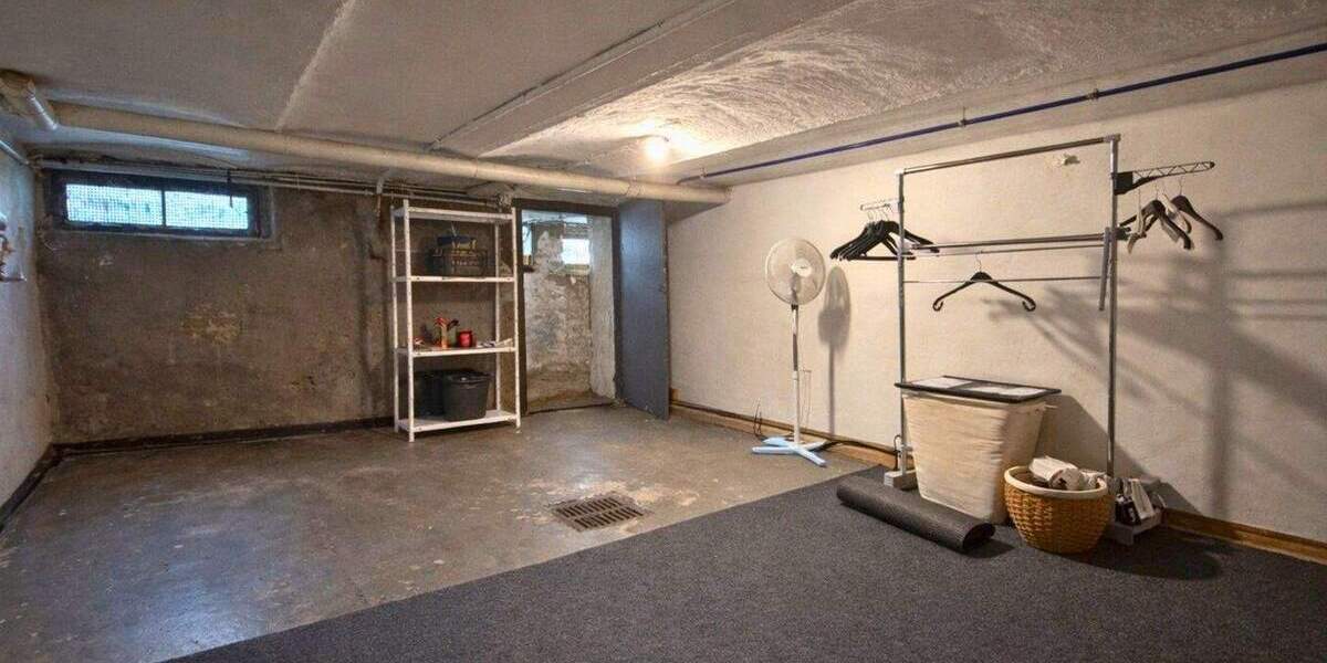 Reihenendhaus Gelsenkirchen Bismarck - 6 Zimmer, 200 m&sup2;, 249.000&euro; | Angebot:25427582