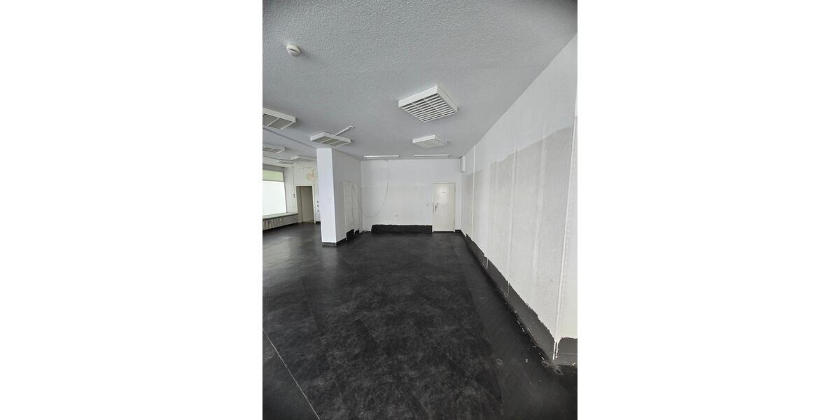 Büro-Gewerbeeinheit mit Gestaltungspotenzial in Duisburg zimmer