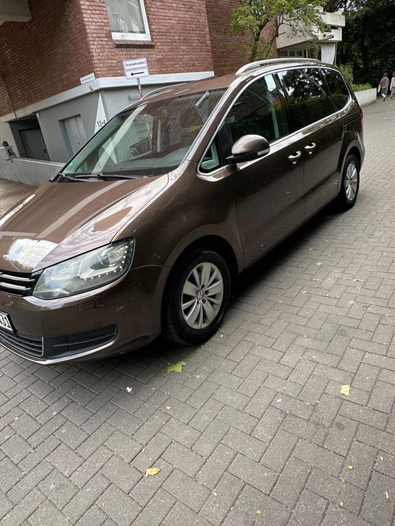 VW Sharan 222.000 km 11.950 € Düsseldorf 40599