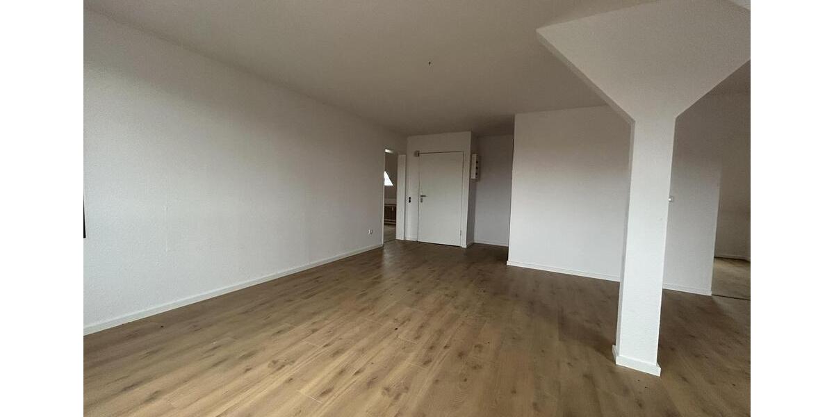 Dachgeschoßwohnung Gladbeck Brauck - 2 Zimmer, 65 m&sup2;, 485&euro; | Angebot:25102161
