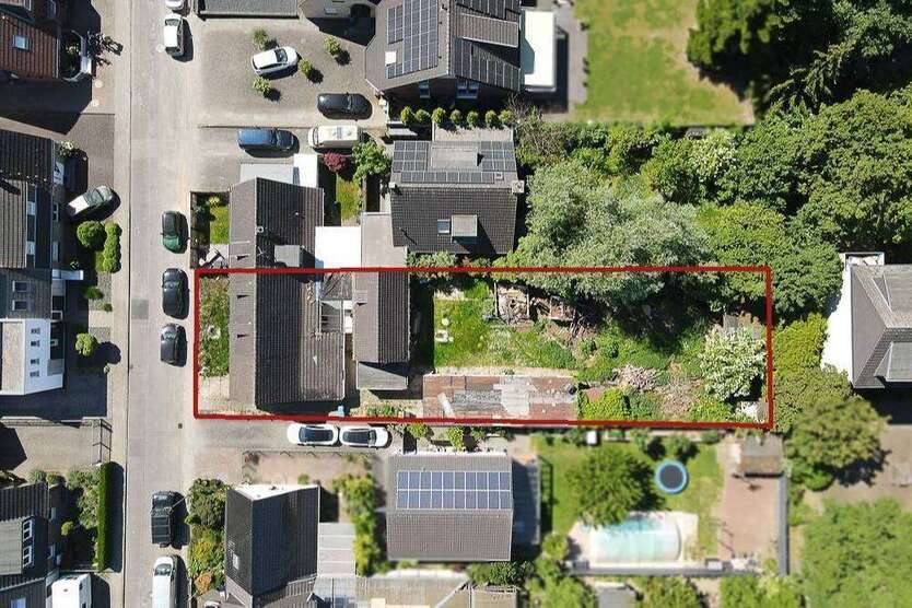 Haus zum Kaufen in Neuss Reuschenberg 420.000 € 180 m²