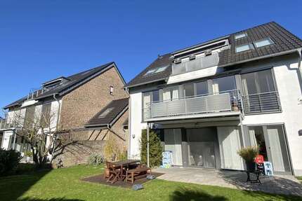 Haus Neuss Allerheiligen - 12 Zimmer, 356 m&sup2;, 1.300.000&euro; | Angebot:26393942