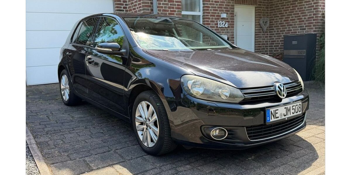 VW Golf 141.060 km 5.900 &euro; Meerbusch 40667
