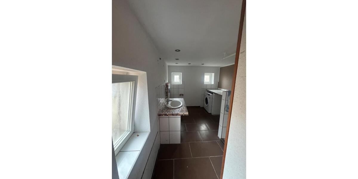 Etagenwohnung Duisburg Hamborn - 1 Zimmer, 75 m&sup2;, 850&euro; | Angebot:25261439