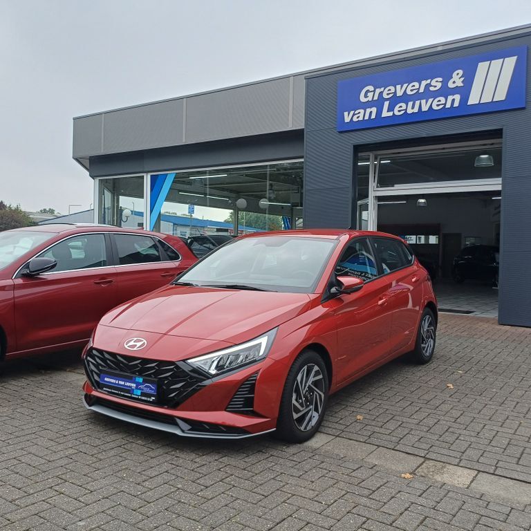 i20