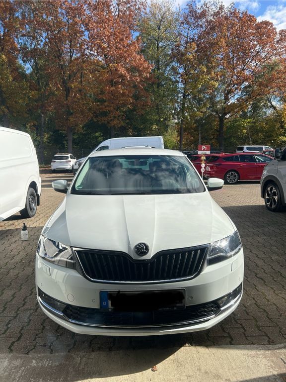 Skoda Rapid 67.713 km 10.500 € Bochum 44795