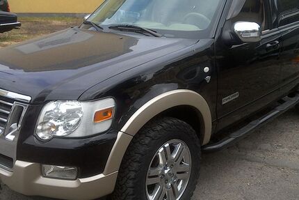 Ford Explorer 191.000 km 8.500 &euro; Mülheim-Speldorf 45478