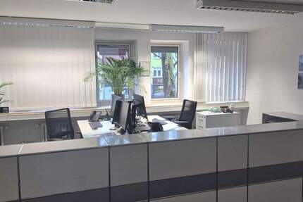 Gewerbeobjekt Krefeld Cracau - 1 Zimmer, 272 m&sup2;, 1.635&euro; | Angebot:25154476