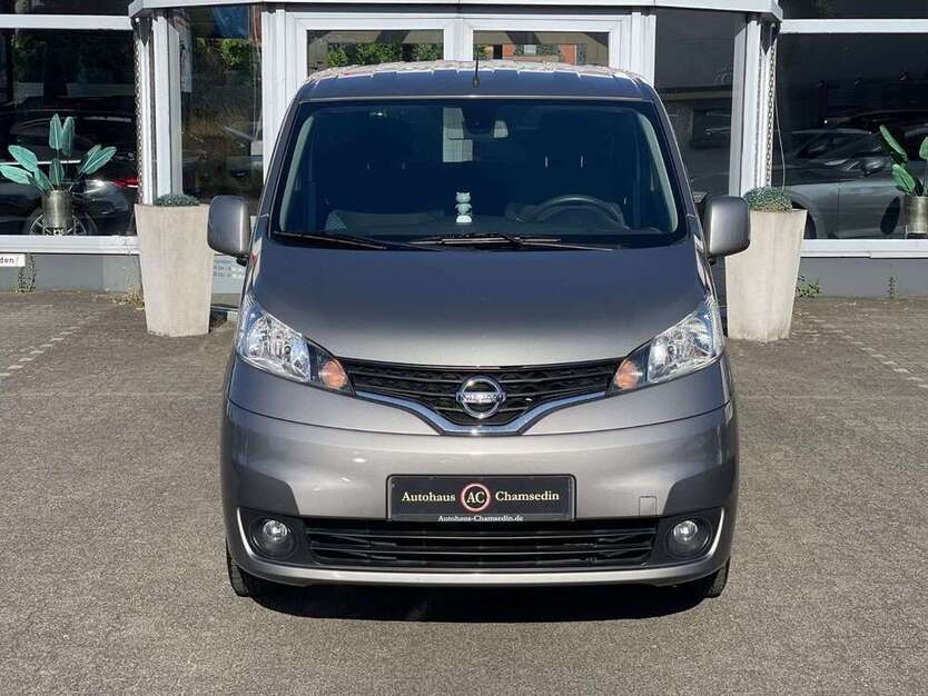 NV200