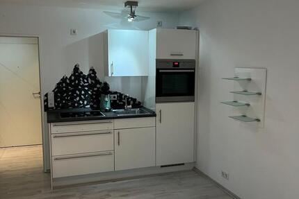 Appartement Wohnung möbeliert mit Parkplatz in Wuppertal Rons zimmer