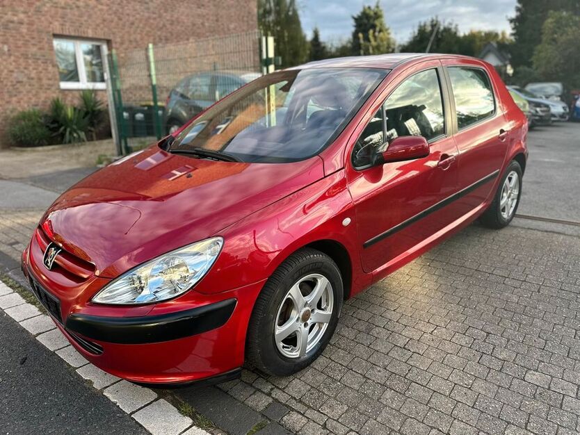Peugeot 307 80.000 km 2.799 € Essen 45359