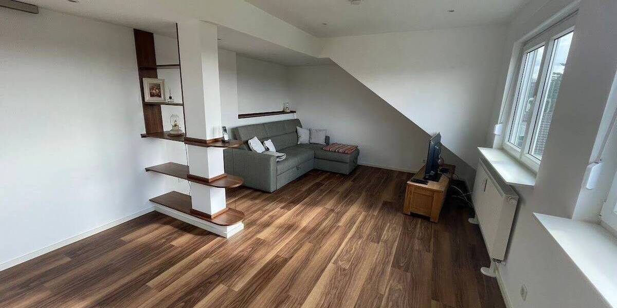 Etagenwohnung Duisburg Röttgersbach - 2 Zimmer, 82 m&sup2;, 650&euro; | Angebot:26572994