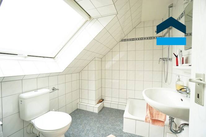 Etagenwohnung Rheinberg Budberg - 4 Zimmer, 104 m&sup2;, 179.000&euro; | Angebot:23972075