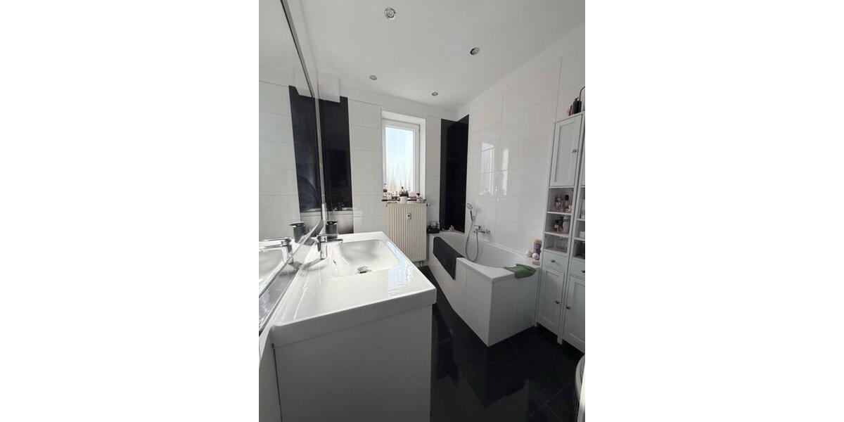 Etagenwohnung Duisburg Rheinhausen - 3 Zimmer, 70 m&sup2;, 210.000&euro; | Angebot:27293255